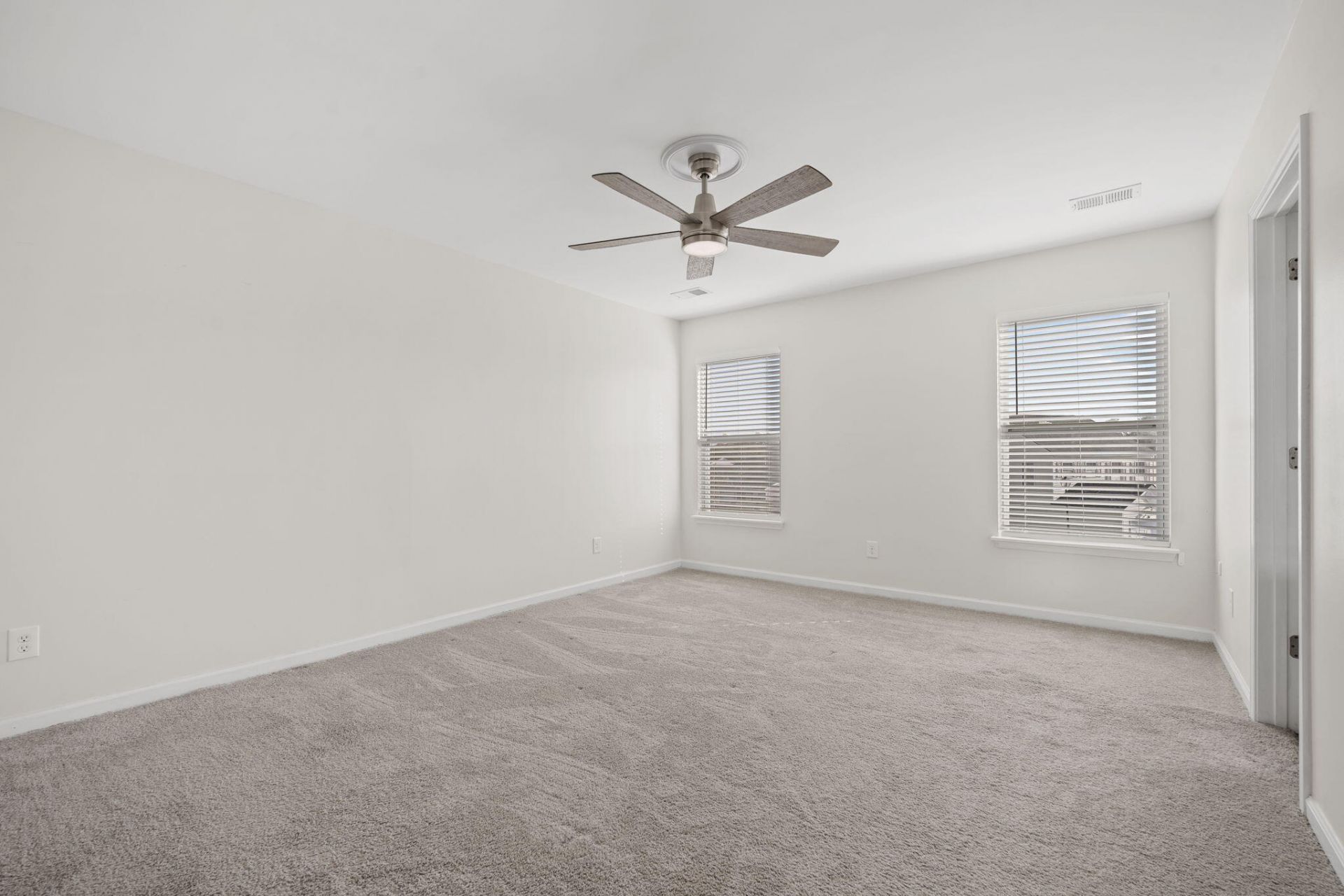 232 Coosawatchie Street Photo 17