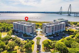 234 S Plaza Court photo 4