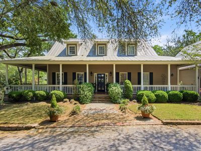 143 Live Oak Drive, Mount Pleasant, SC 29464