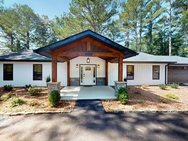 29 Beech Ln , Buchanan, TN 38222