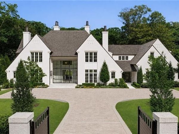 3517 Knollwood Drive NW, Atlanta, GA 30305