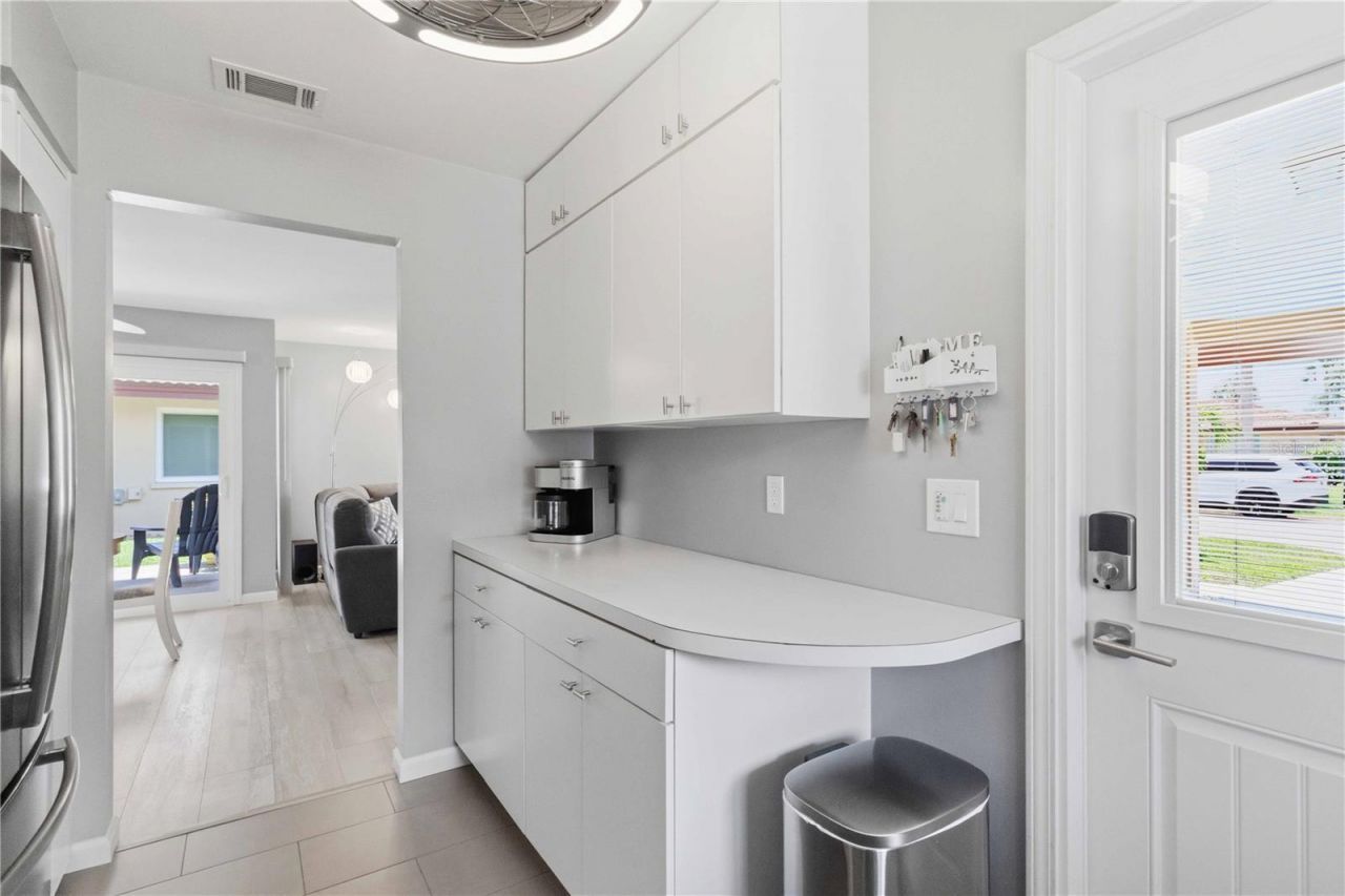 3303 Cambridge Avenue , Bradenton, FL 34207 Photo