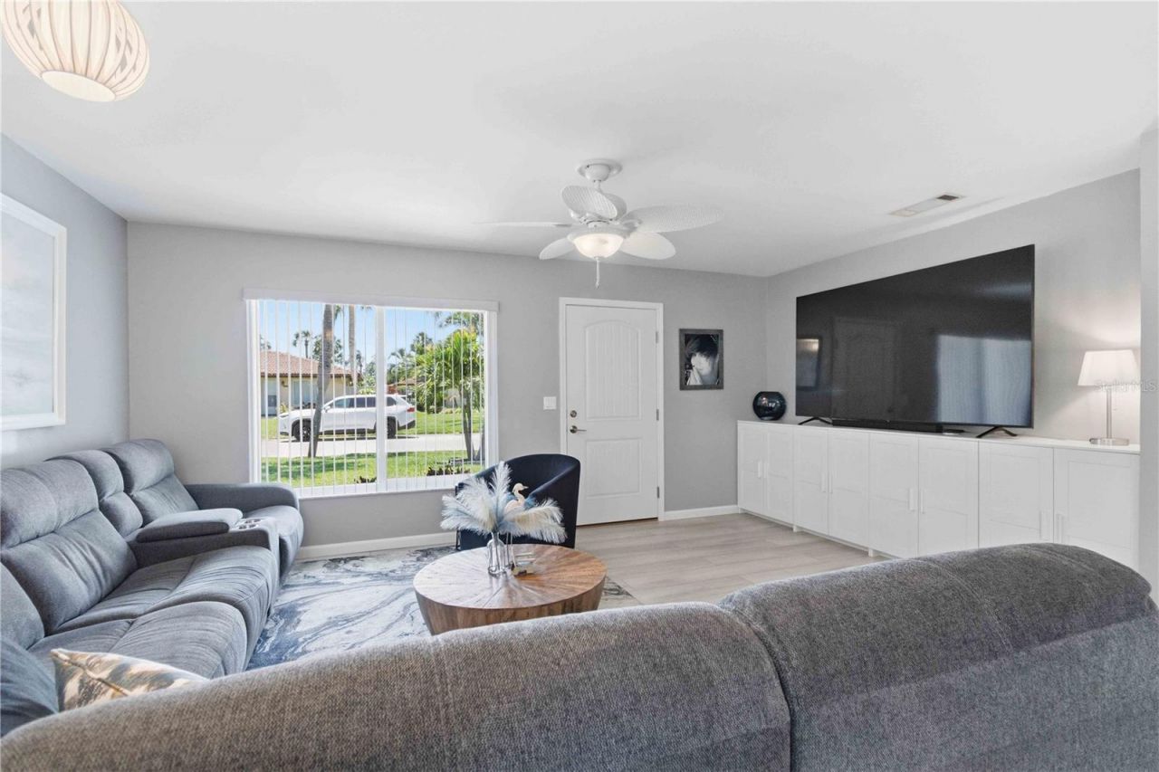 3303 Cambridge Avenue , Bradenton, FL 34207 Photo