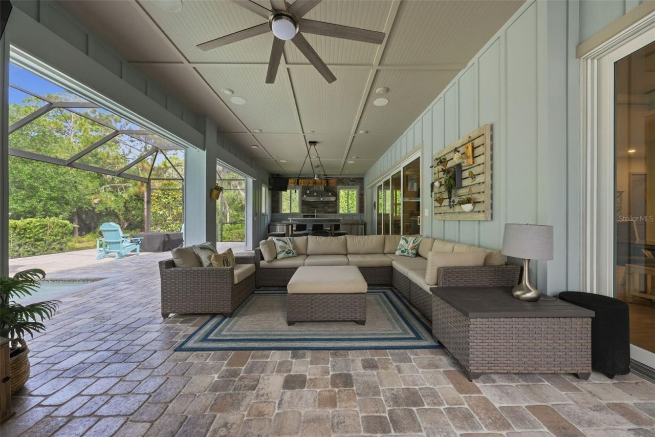 14112 Oakwood Cove Lane, Orlando, FL 32832 Photo