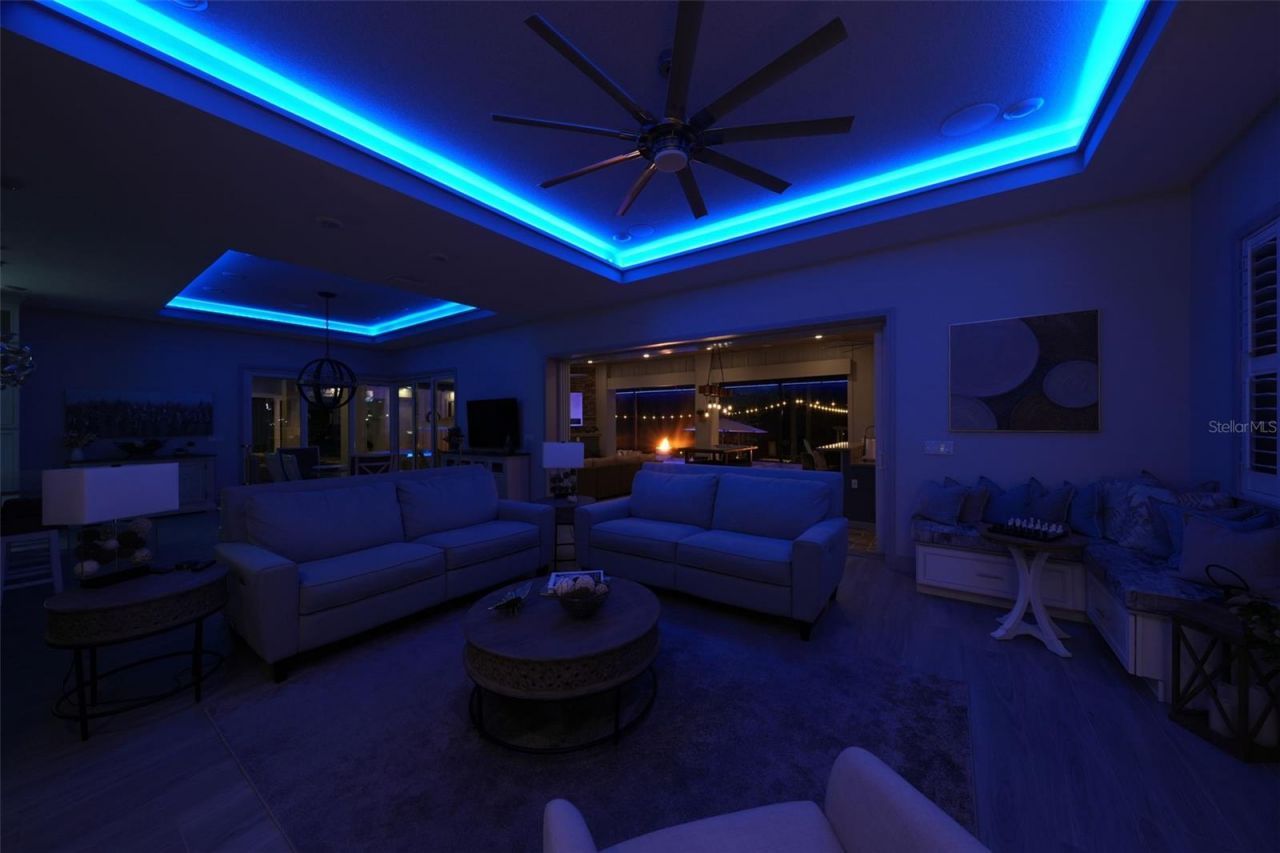 14112 Oakwood Cove Lane, Orlando, FL 32832 Photo