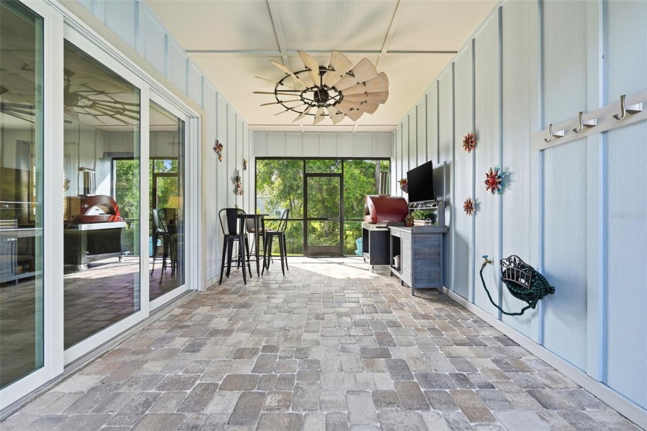 14112 Oakwood Cove Lane, Orlando, FL 32832 Photo