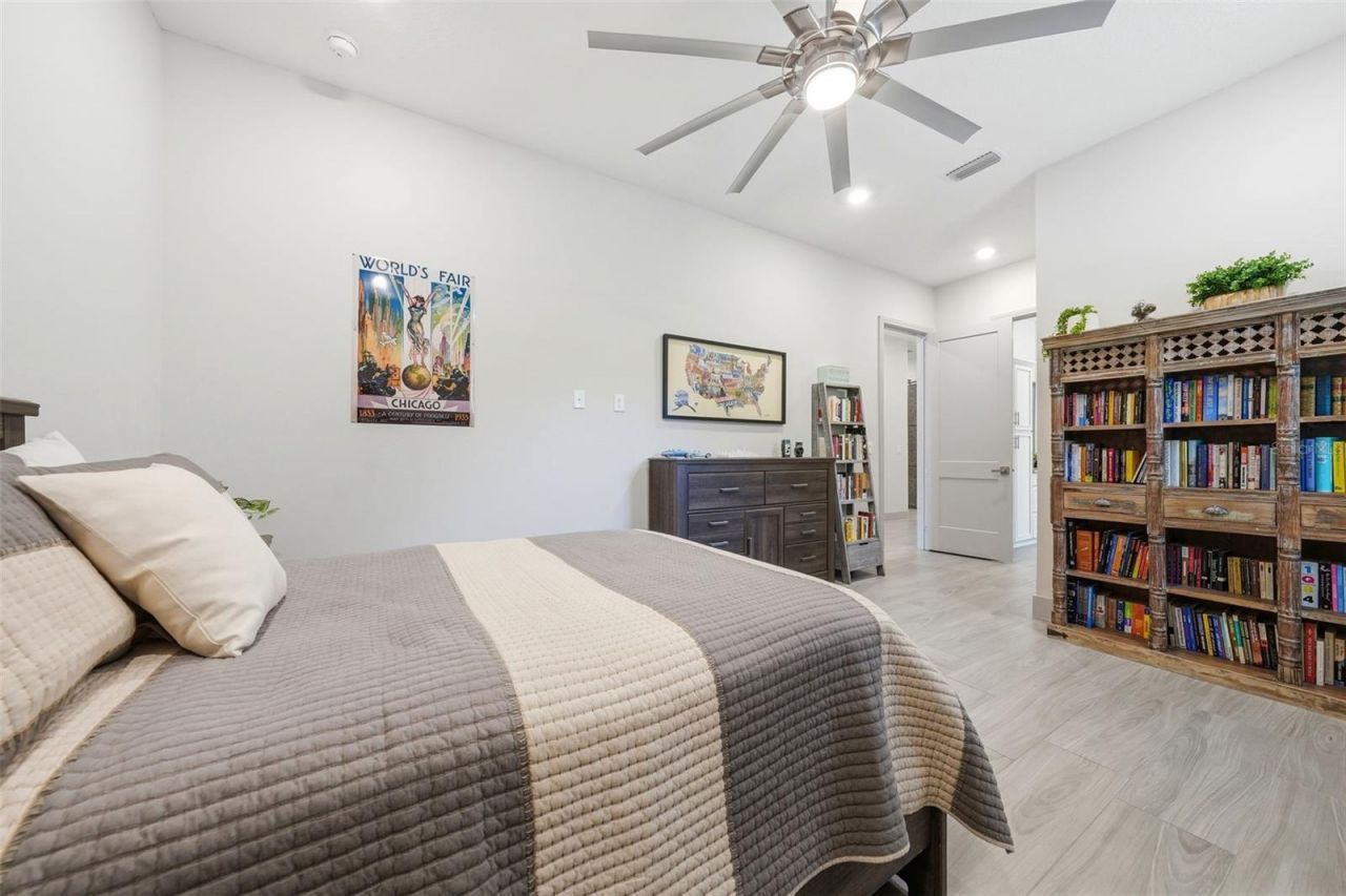 14112 Oakwood Cove Lane, Orlando, FL 32832 Photo