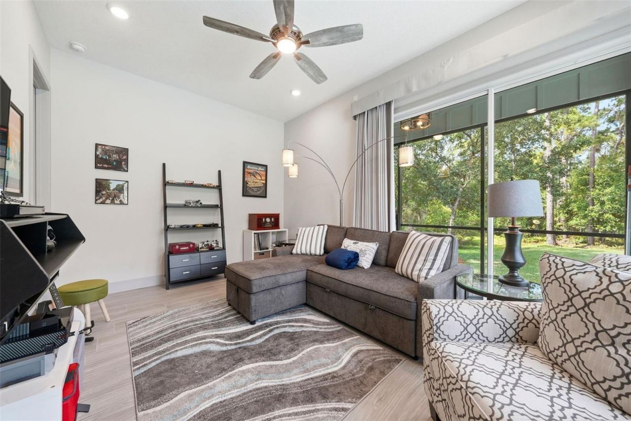 14112 Oakwood Cove Lane, Orlando, FL 32832 Photo