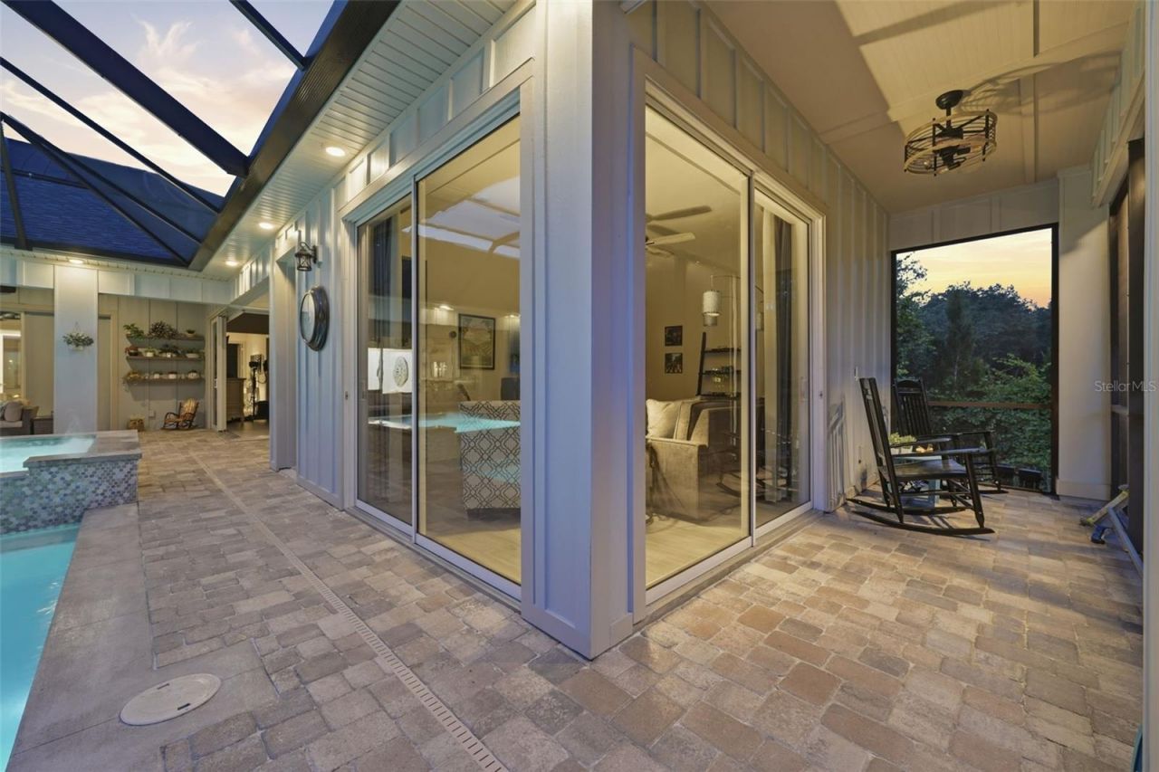 14112 Oakwood Cove Lane, Orlando, FL 32832 Photo
