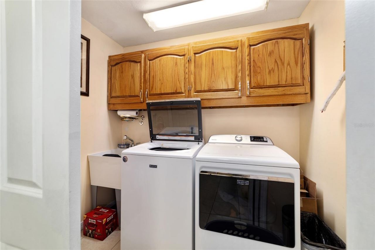 5300 NE 2nd Lane , Ocala, FL 34470 Photo