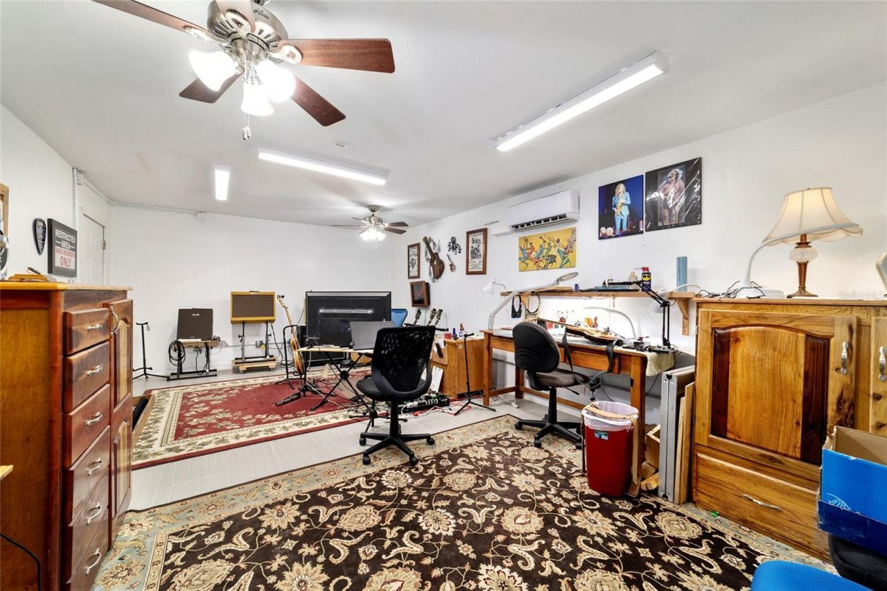 5300 NE 2nd Lane , Ocala, FL 34470 Photo