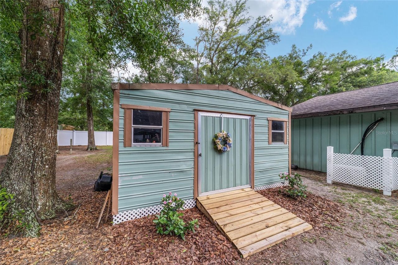 5300 NE 2nd Lane , Ocala, FL 34470 Photo