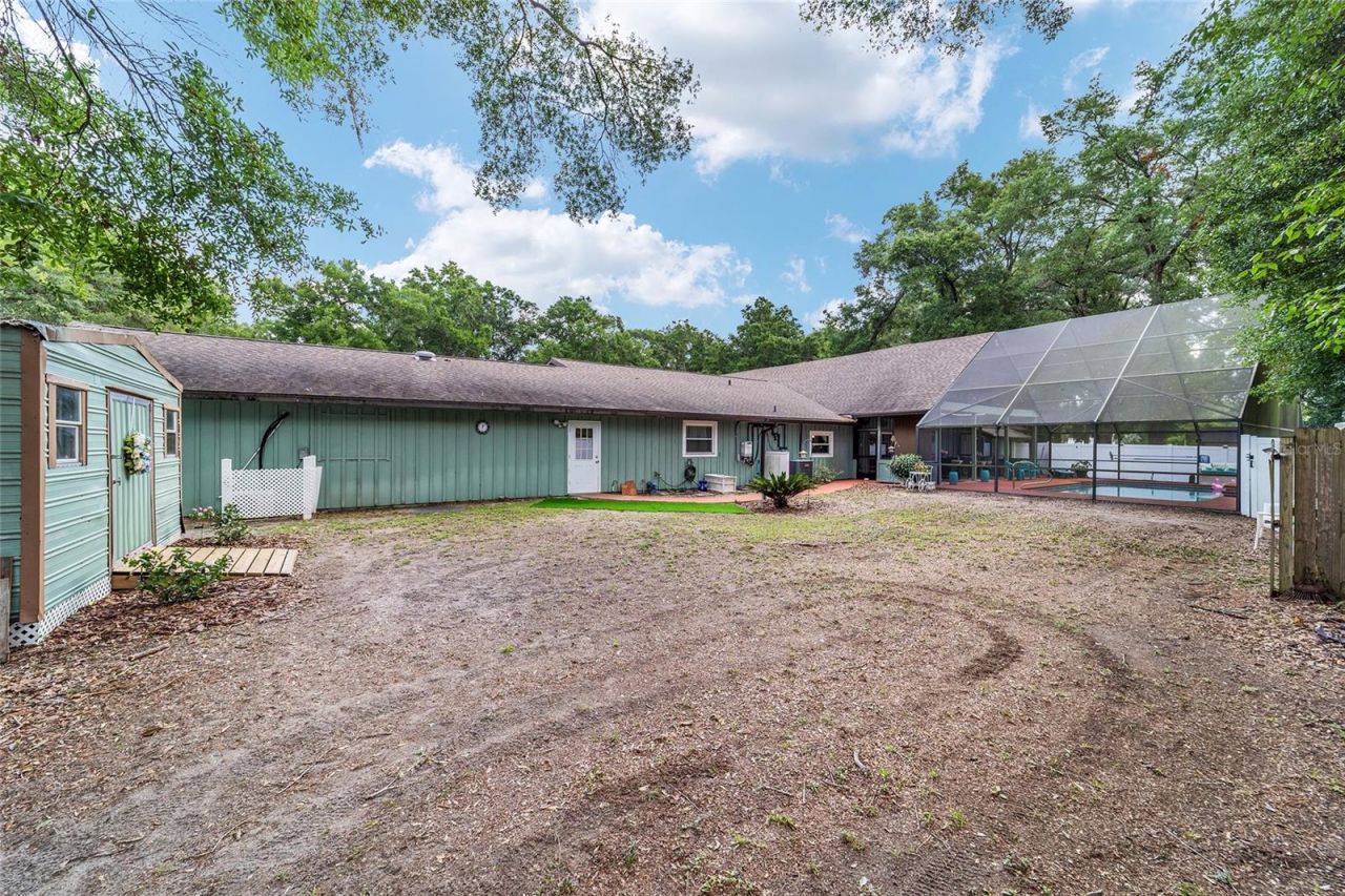 5300 NE 2nd Lane , Ocala, FL 34470 Photo