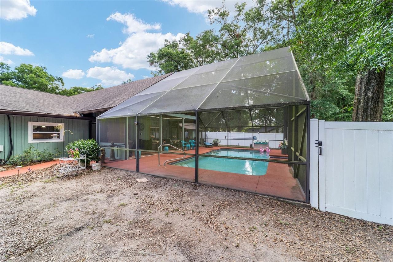5300 NE 2nd Lane , Ocala, FL 34470 Photo