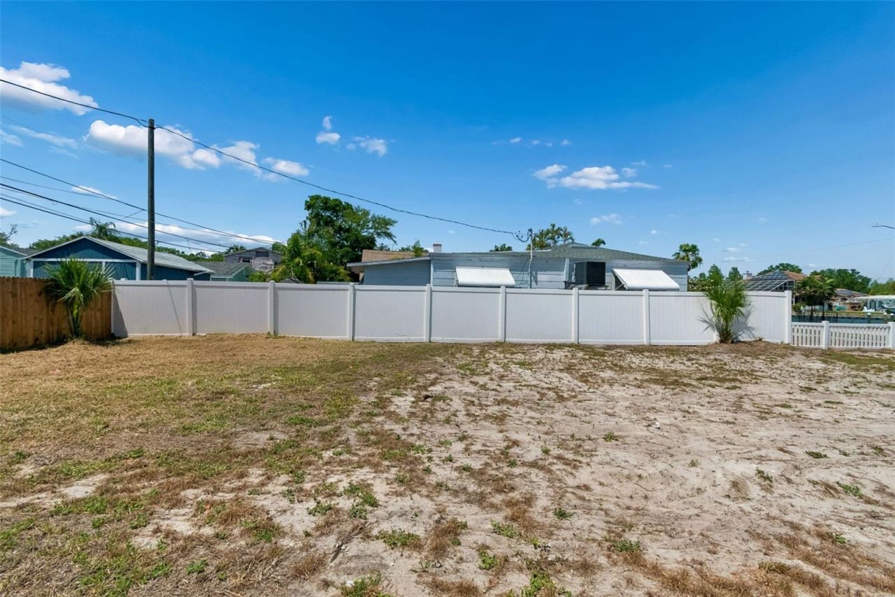 4005 Sunrise Drive S, Saint Petersburg, FL 33705 Photo