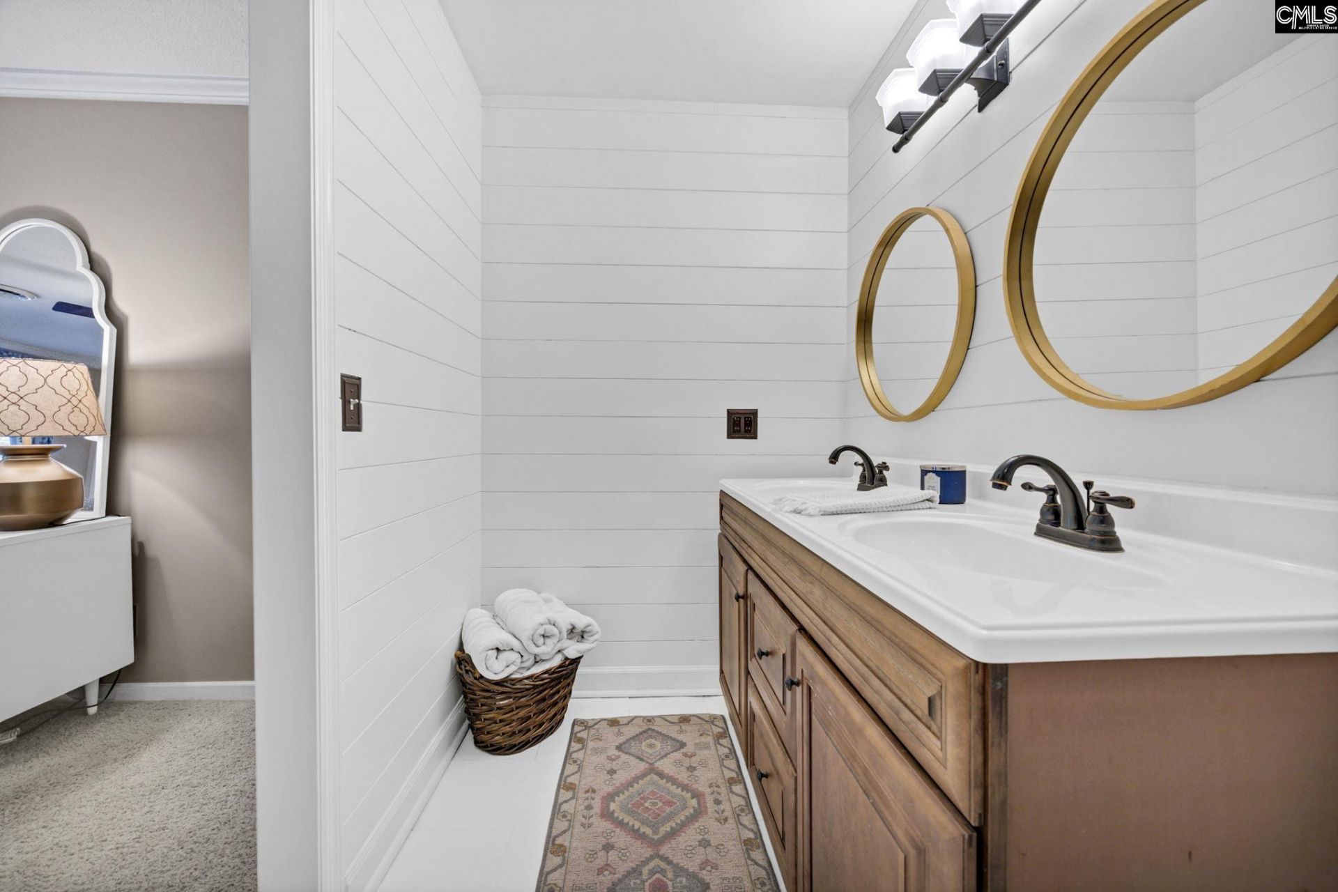106 Heathfield Court Photo 30