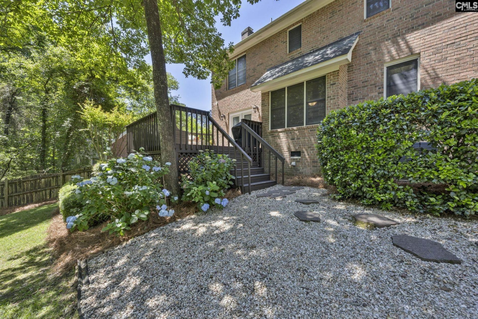 106 Heathfield Court Photo 41