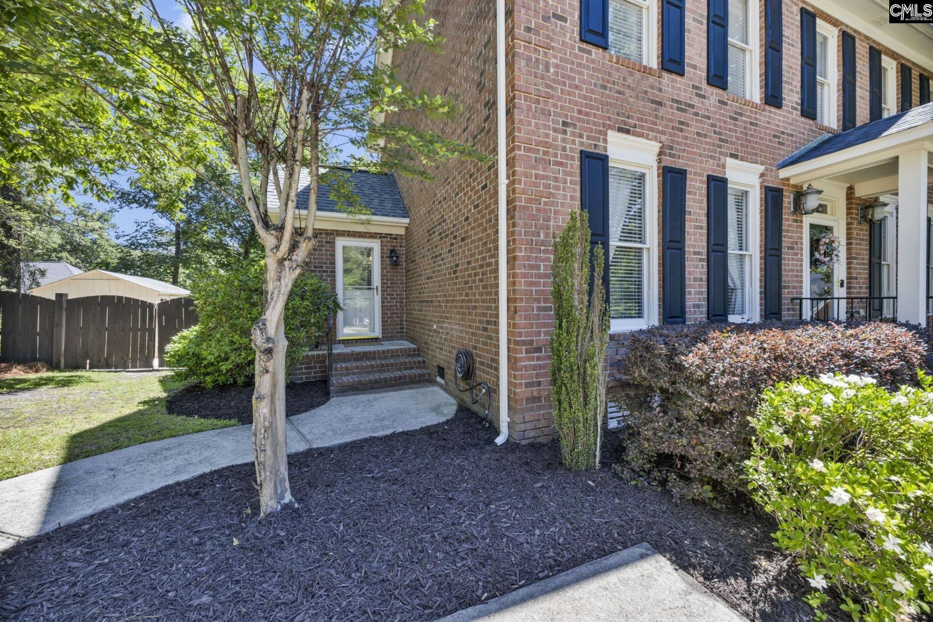 106 Heathfield Court Photo 42