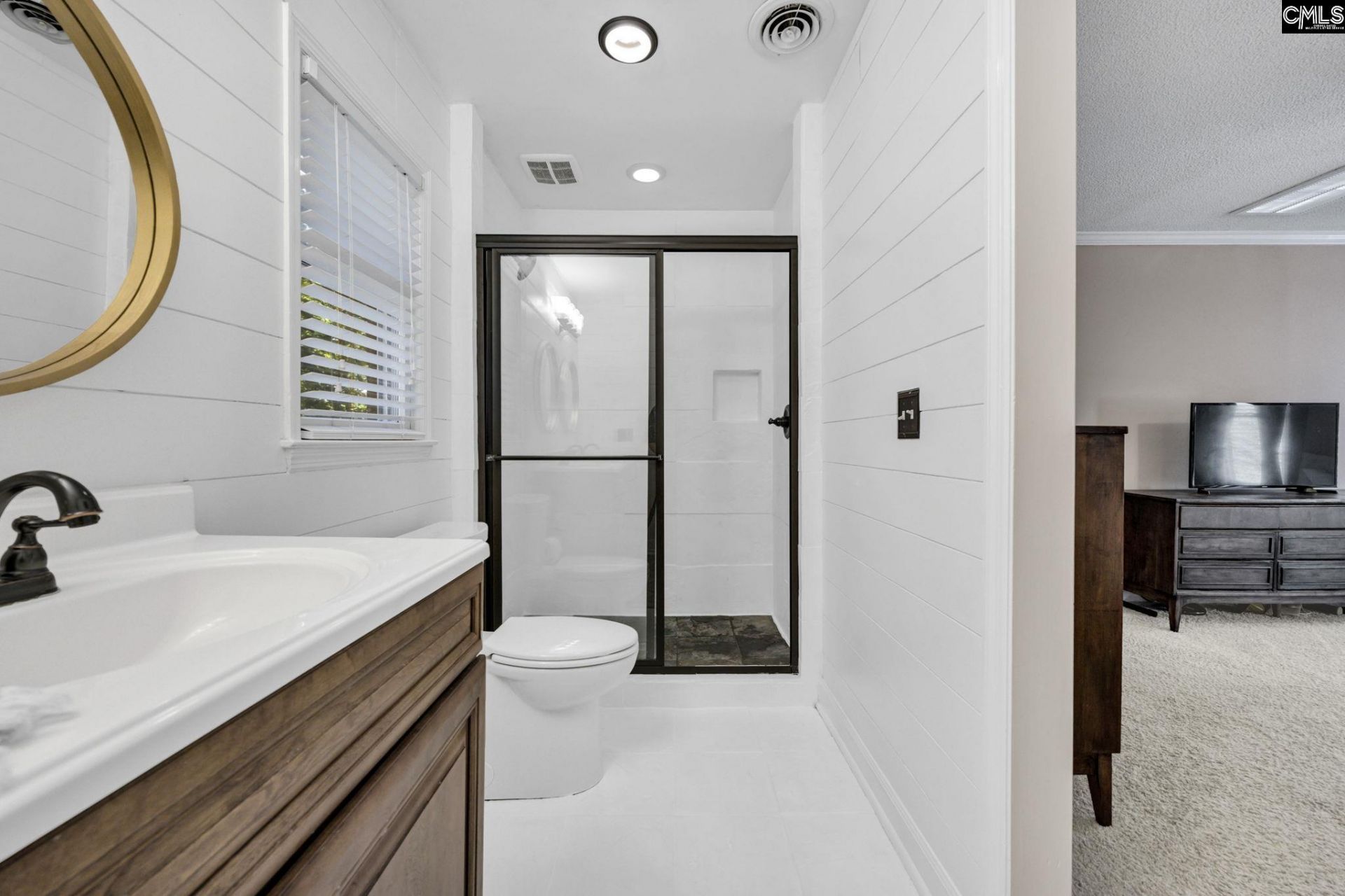 106 Heathfield Court Photo 8