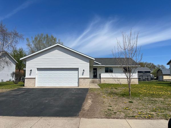5871 Sandy Drive , Saint Cloud, MN 56303
