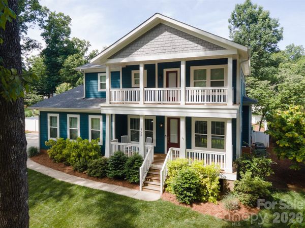 205 Sherwood Drive , Huntersville, NC 28078