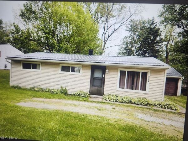 9294 Price Road , Ravenna, OH 44266