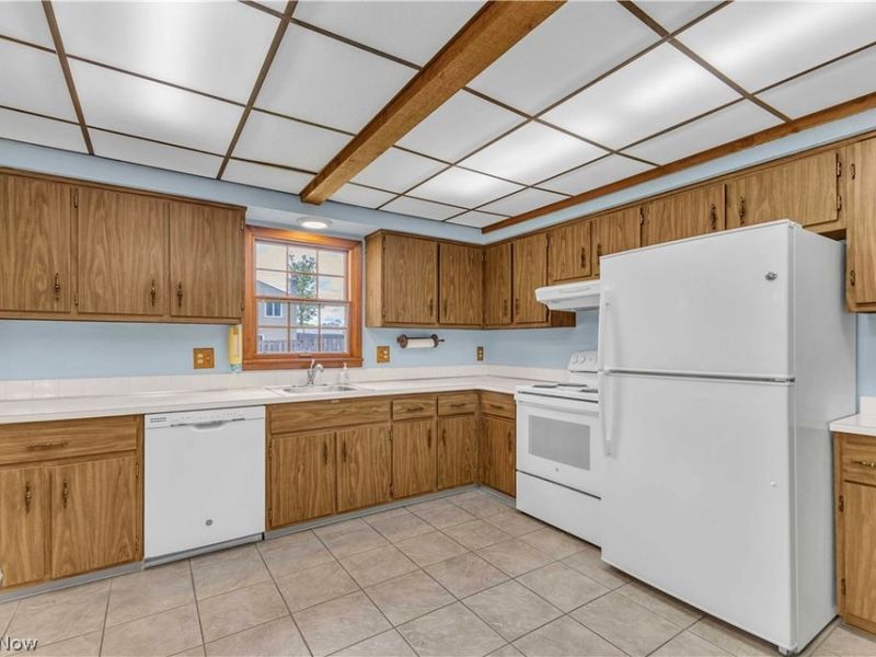 1913 Alcott Lane , Brunswick, OH 44212 Photo 10