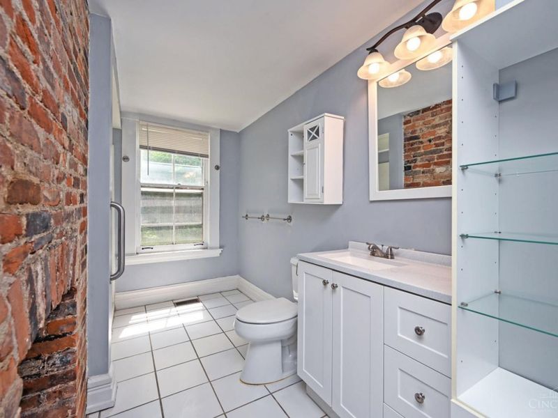 3315 Jefferson Avenue, Unit 29, Cincinnati, OH 45220 Photo 23