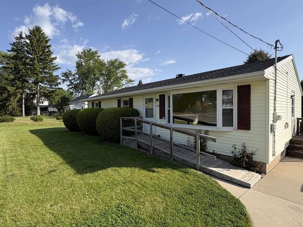 641 Janesville Street, Oregon, WI 53575