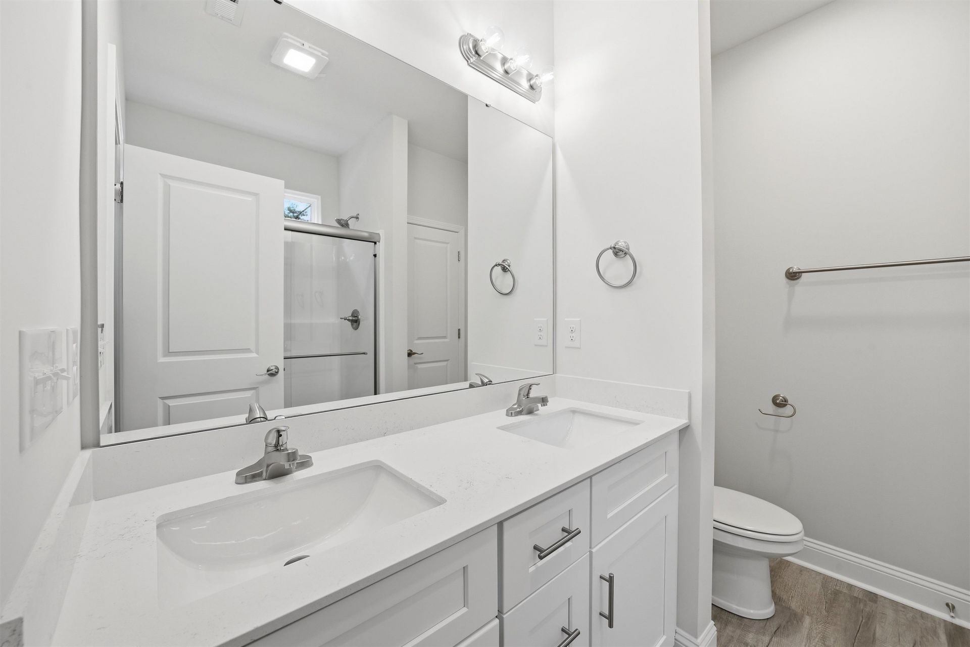 120 Violet Way Photo 23