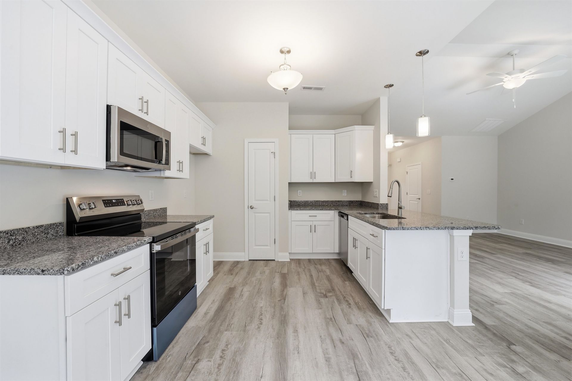 120 Violet Way Photo 7
