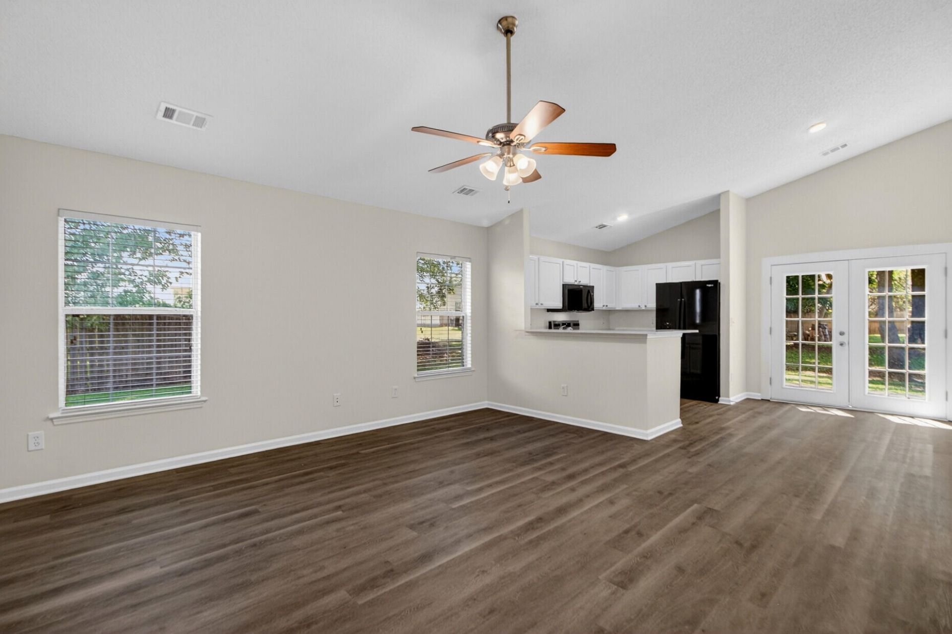 103 Bill Park Drive Photo 6