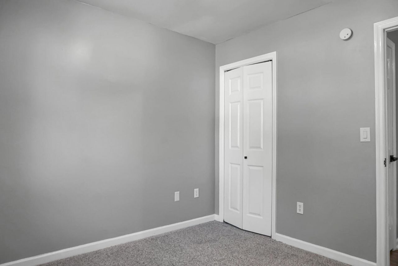 8370 Longridge Road Photo 26