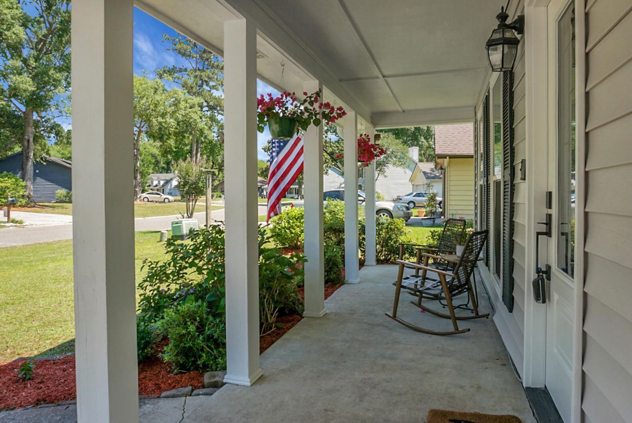 8370 Longridge Road Photo 5