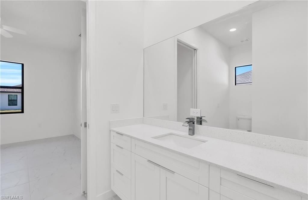 3924 NW 38th St , Cape Coral, FL 33993 Photo