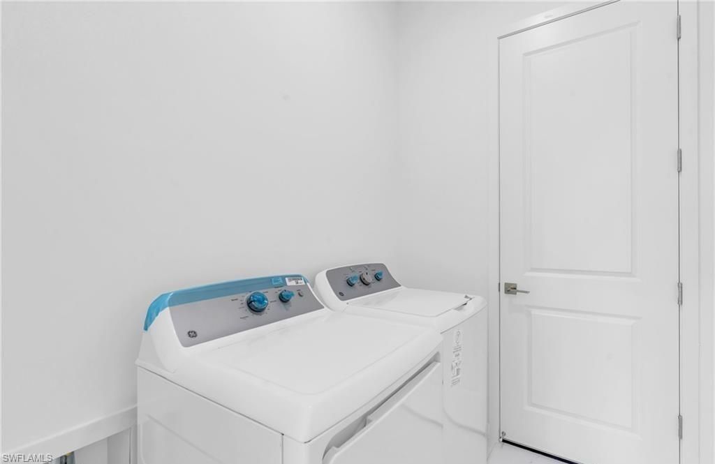 3924 NW 38th St , Cape Coral, FL 33993 Photo