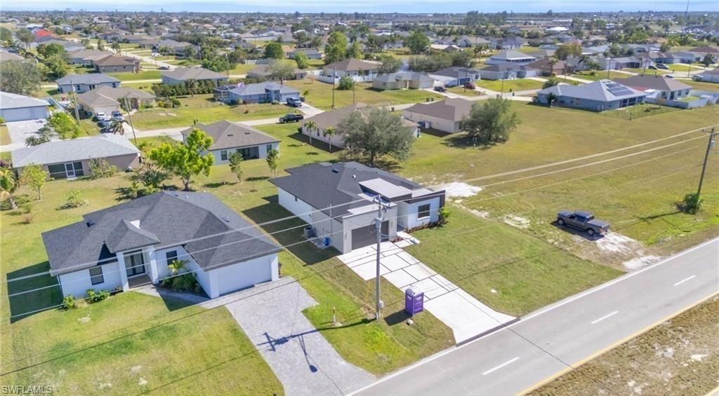 3924 NW 38th St , Cape Coral, FL 33993 Photo
