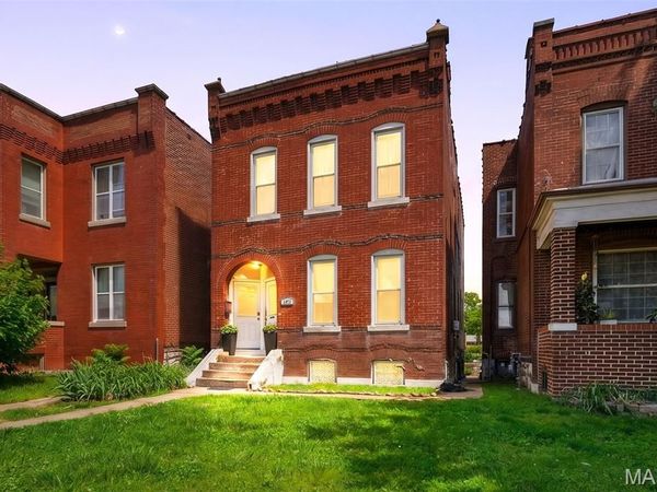 4973 Arsenal Street , St Louis, MO 63139