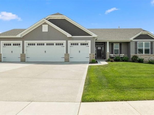 1427 Riverdale Manor, O'Fallon, MO 63366