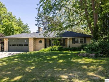 1524 Skyline Drive , Lincoln, NE 68506