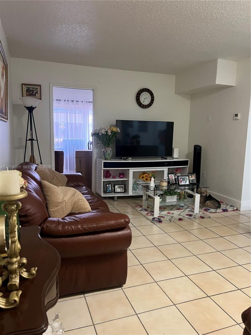 870 SW 129th Pl , Unit 106, Miami, FL 33184 Photo