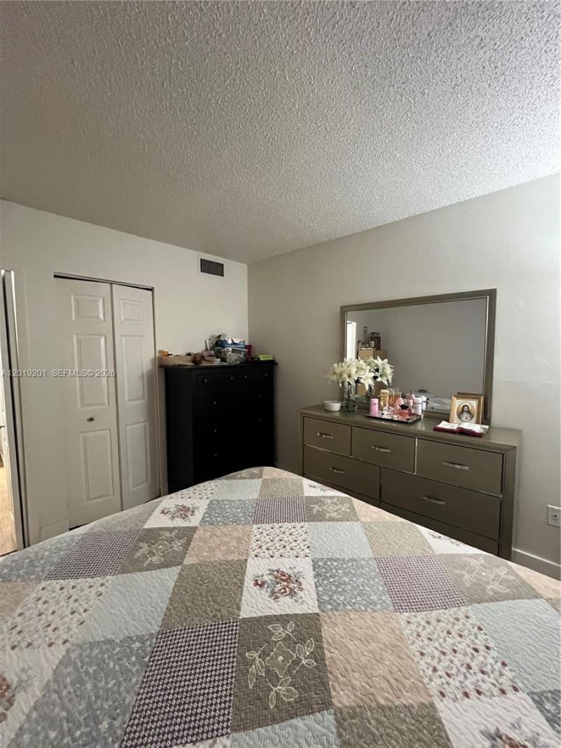 870 SW 129th Pl , Unit 106, Miami, FL 33184 Photo