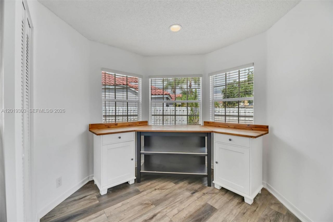 535 Somerset Way, Weston, FL 33326 Photo