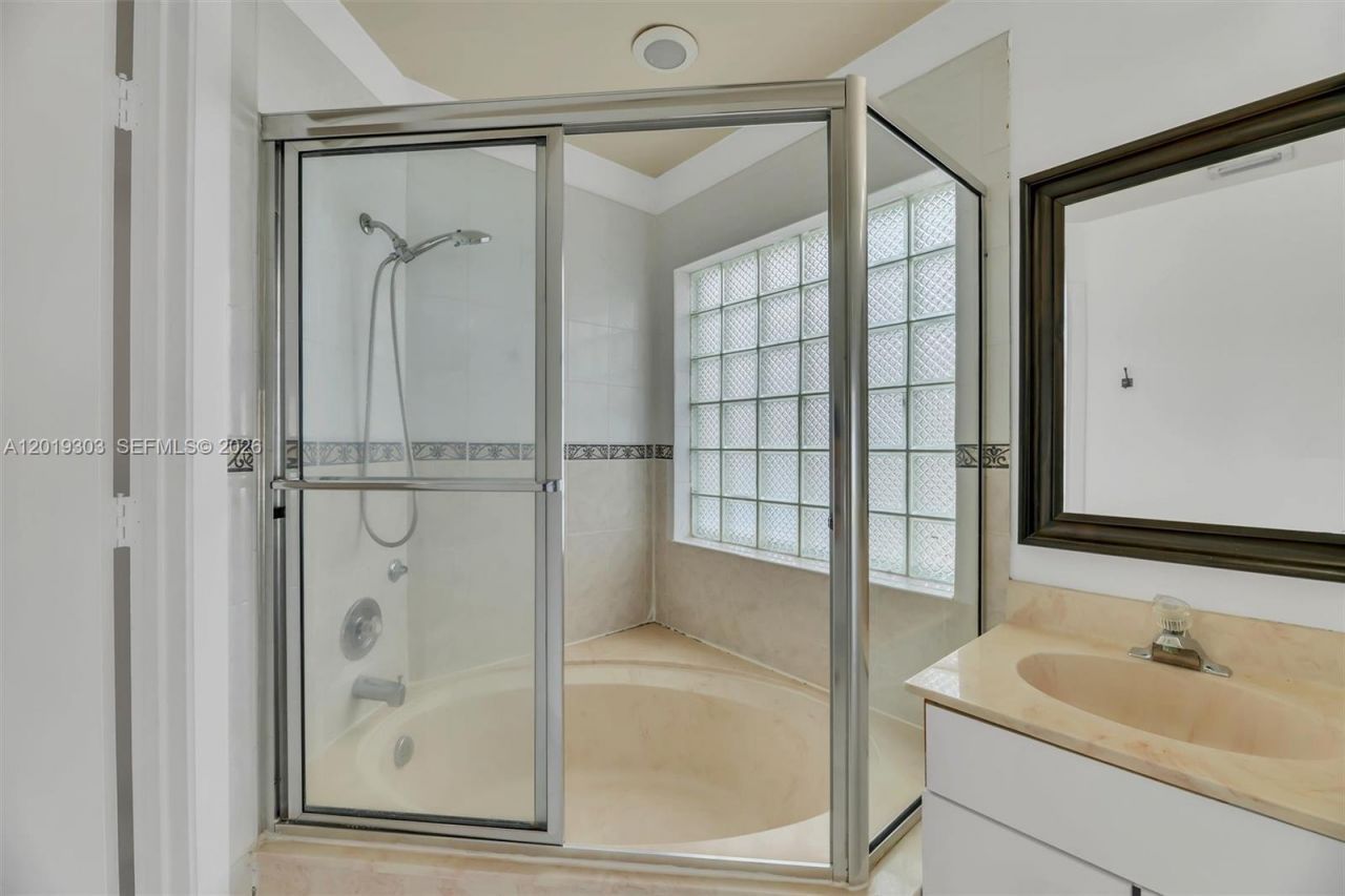 535 Somerset Way, Weston, FL 33326 Photo