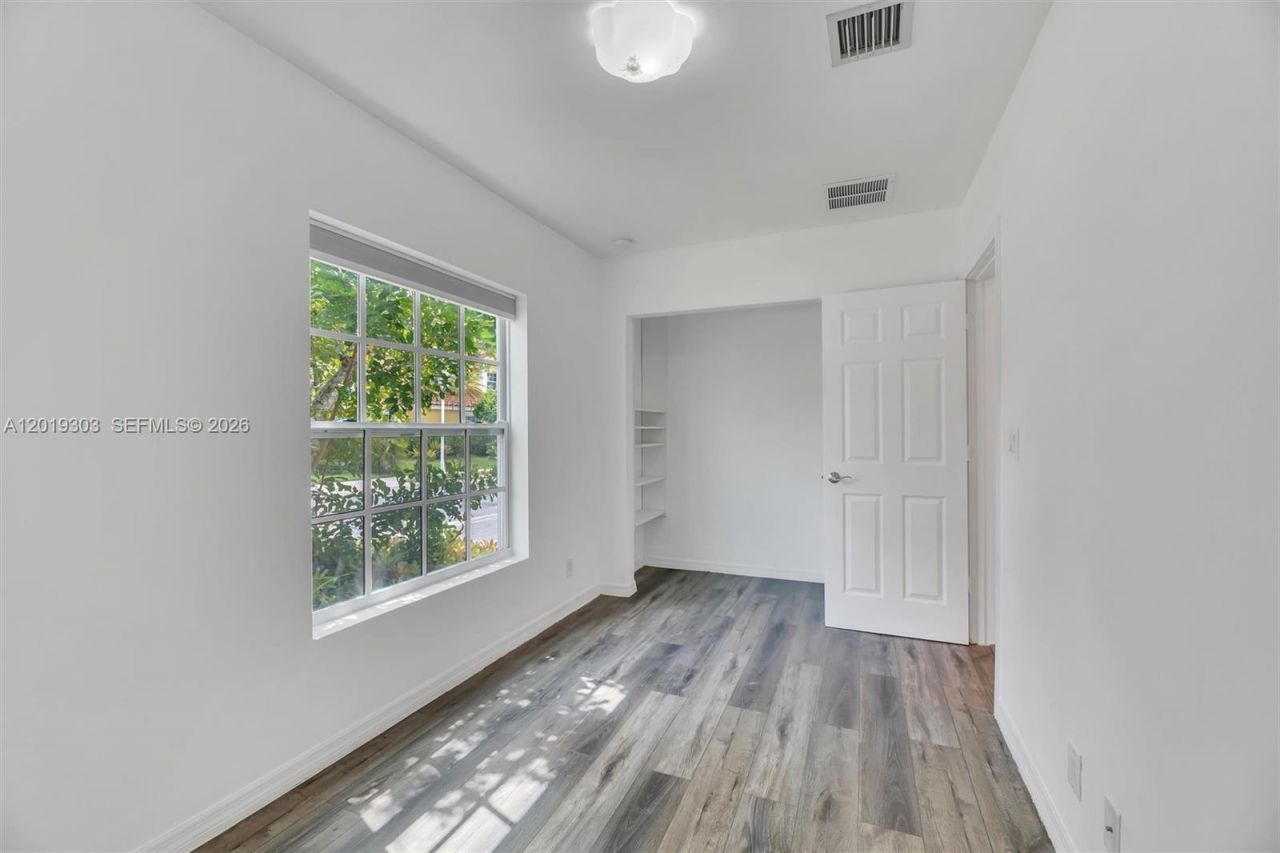 535 Somerset Way, Weston, FL 33326 Photo