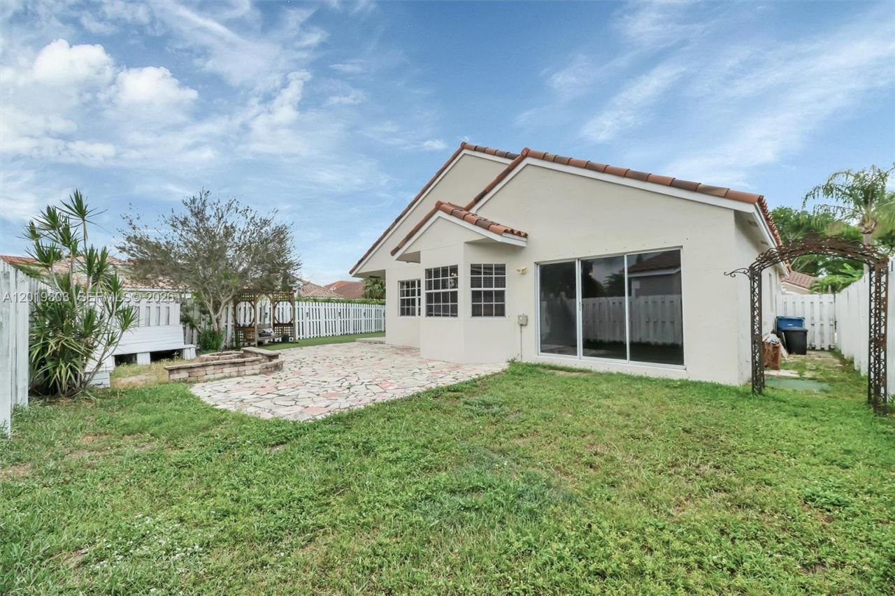 535 Somerset Way, Weston, FL 33326 Photo