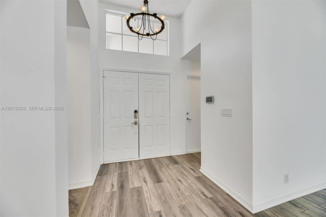 535 Somerset Way, Weston, FL 33326 Photo