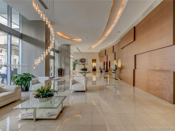 1111 SW 1 ave , Unit 2215, Miami, FL 33130