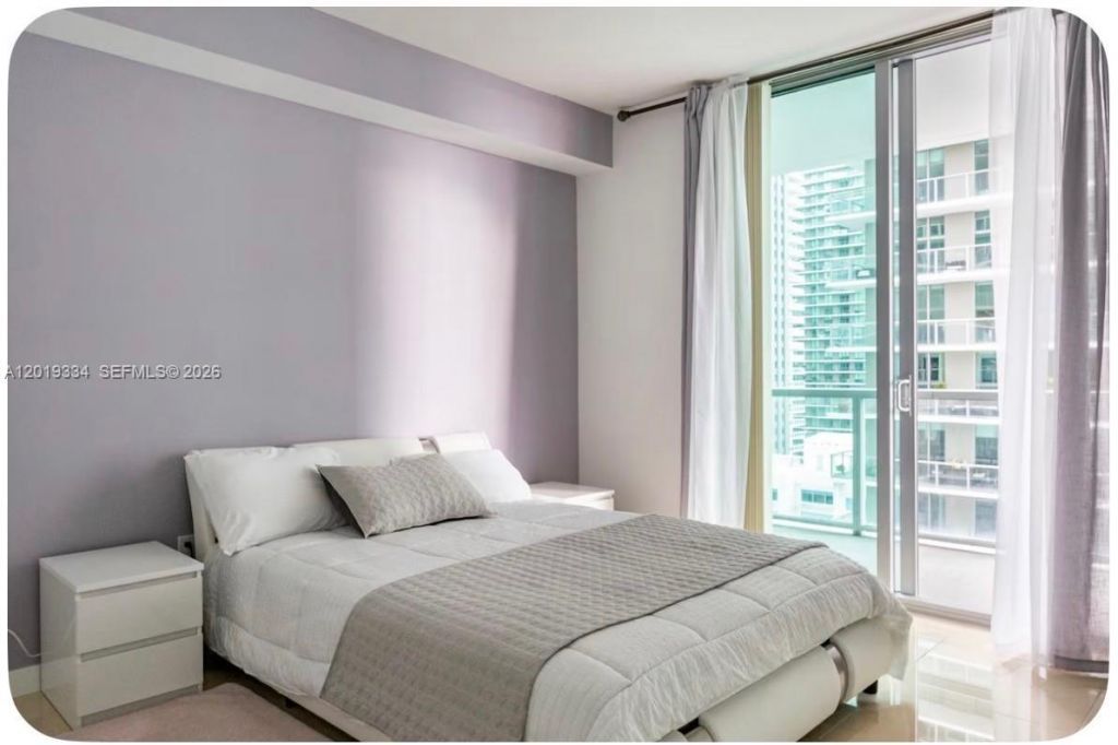 1111 SW 1 Ave, Unit 2215, Miami, FL 33130 Photo