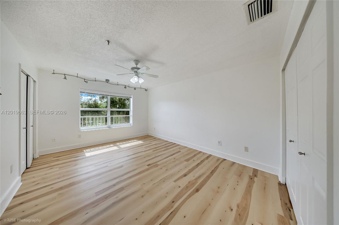 5570 NW 61st St, Unit 930, Coconut Creek, FL 33073 Photo